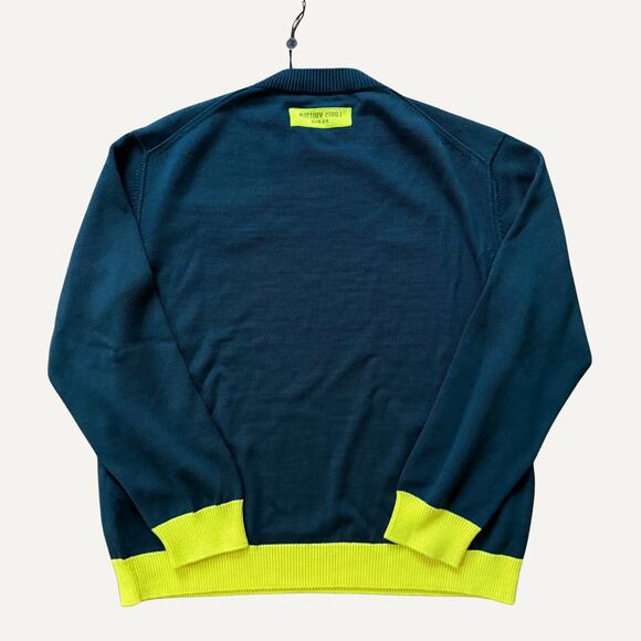 Size XL - Louis Vuitton Men's LV Logo Signature Crewneck - Picture 4 of 11